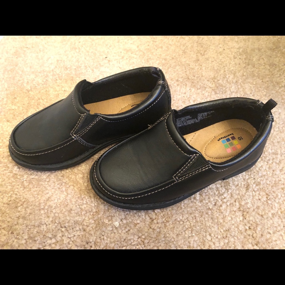 Toddler black dress shoes NWOT